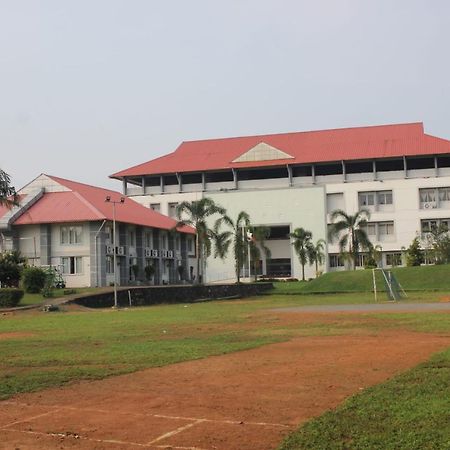 Angamaly Convention Centre Kochi Exterior photo