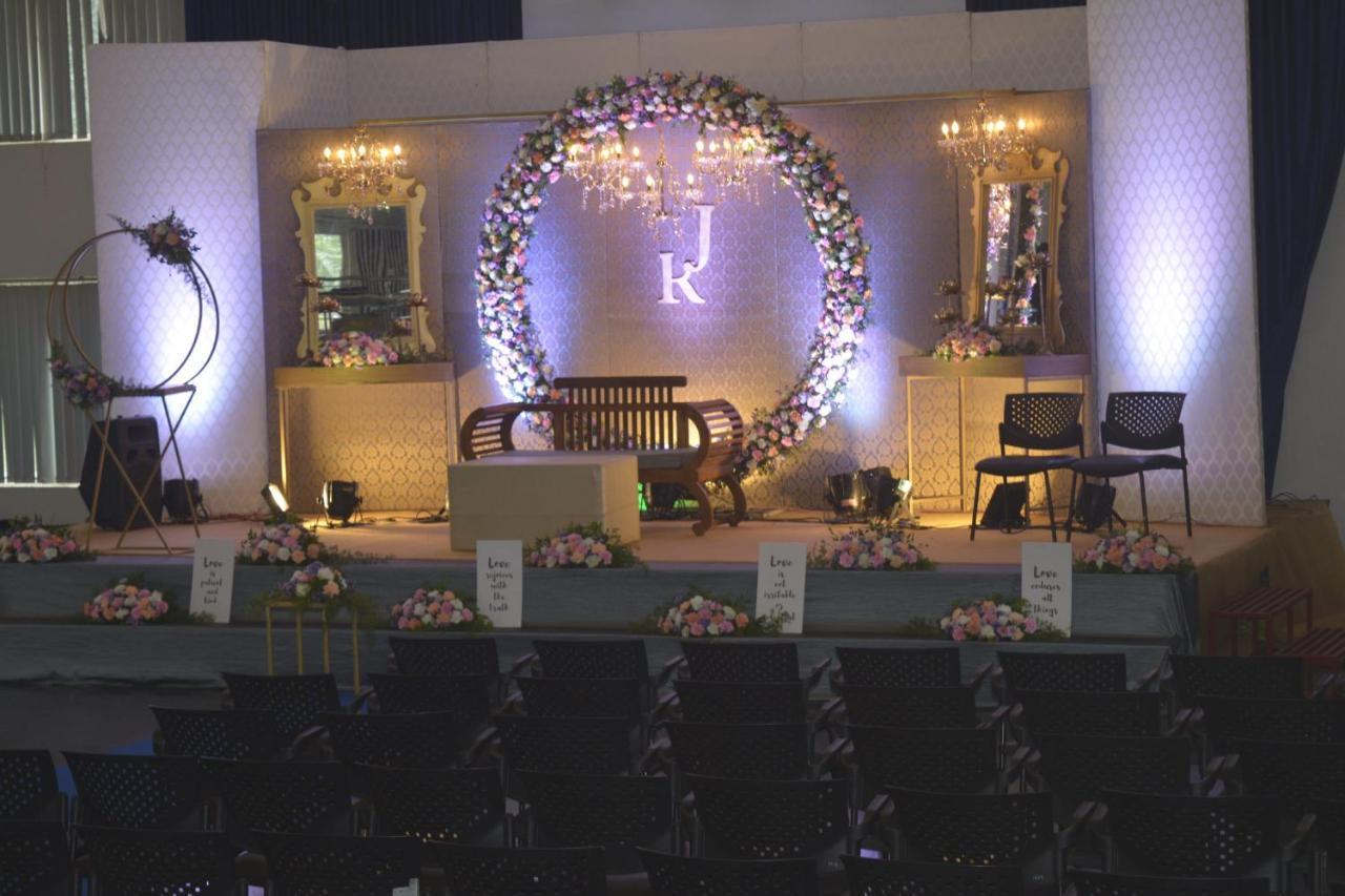 Angamaly Convention Centre Kochi Exterior photo